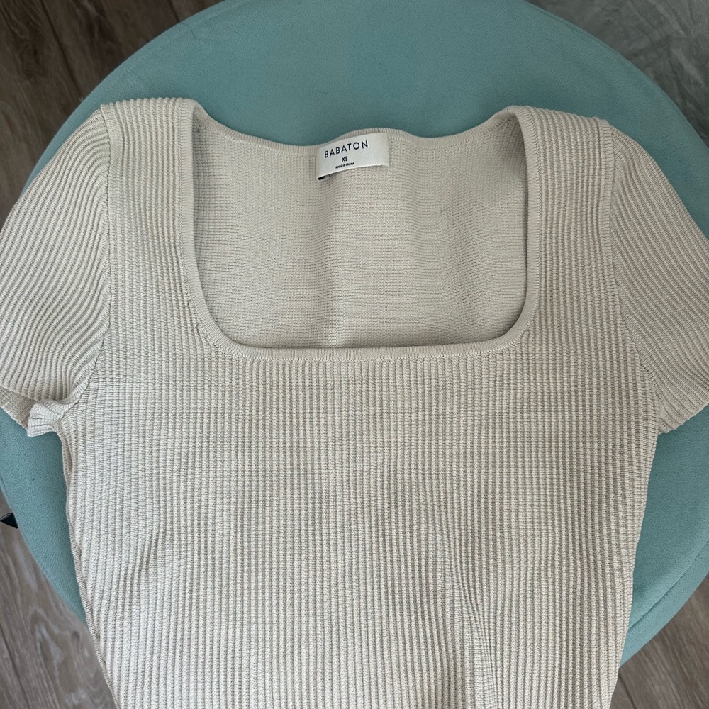 Aritzia Babaton Cream Ribbed Crop Top